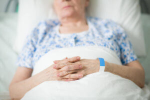 Elderly recovery after surgery can be difficult and has risks.